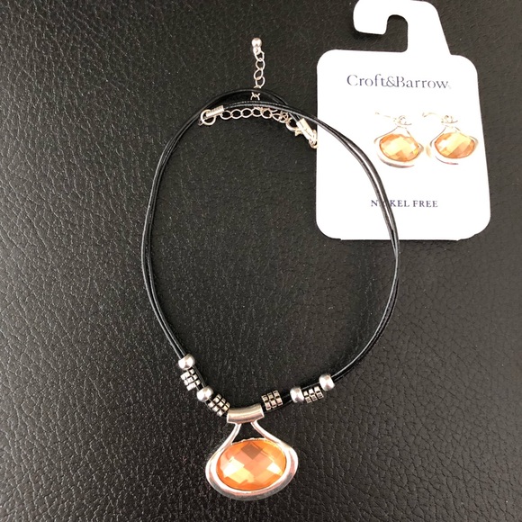 Croft & Barrow Nickel Free Necklace and Earrings. - Picture 4 of 6